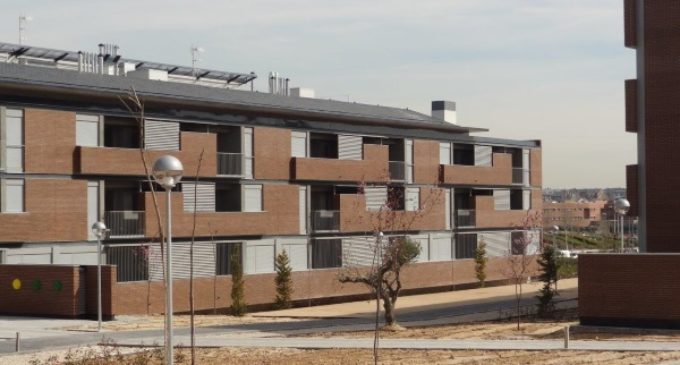 Empadronados en Majadahonda reciben de la Comunidad 235 viviendas de protección pública