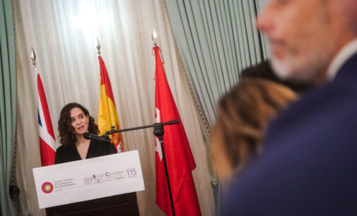 Díaz Ayuso ofrece en Londres seguridad jurídica y una legislación favorable para la inversión extranjera
