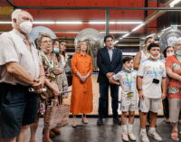 La Comunidad de Madrid celebra el Día de los Abuelos con visitas familiares a los trenes clásicos de la estación de Metro de Chamartín