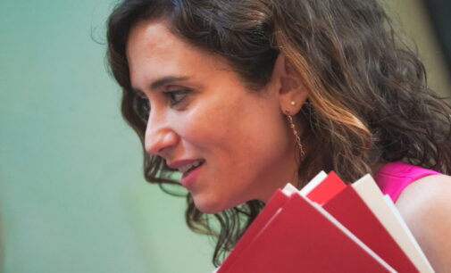 Díaz Ayuso defiende la Oficina del Español: “Los gobiernos de la izquierda se han acobardado y acomplejado de todo lo que España ha hecho por el mundo”