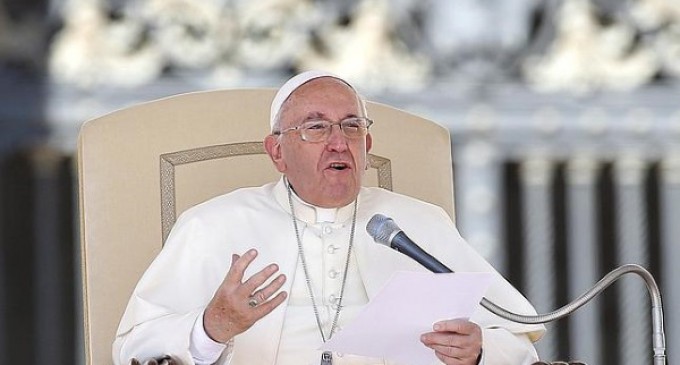 La relación entre realidad visible y realidad espiritual de la Iglesia