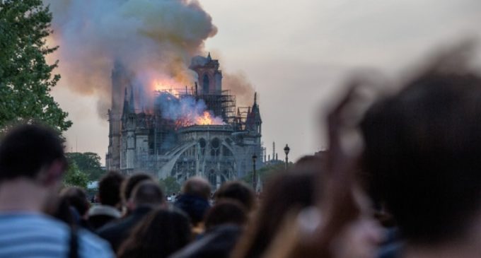 Emmanuel Macron: Se reconstruirá Notre Dame