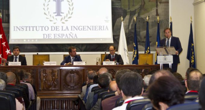 González Taboada ha presentado el borrador del texto de la nueva Estrategia de Gestión de Residuos 2017-2024