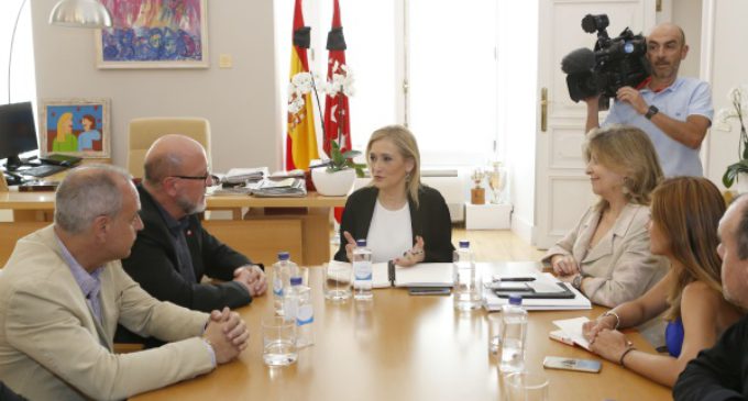 El nuevo secretario general de UGT Madrid, Luis Miguel López, se reúne con Cristina Cifuentes