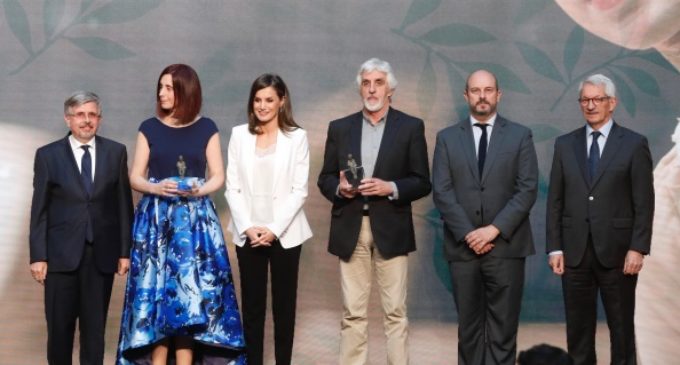 Rollán asiste a la entrega de los Premios SM de literatura infantil y juvenil que ha presidido la Reina Doña Letizia