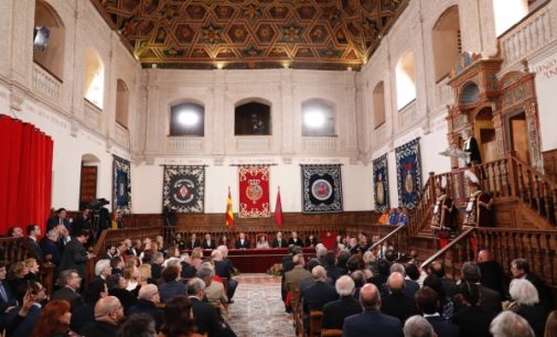 Rollán asiste a la entrega del Premio Cervantes a la escritora uruguaya Ida Vitale