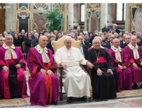 El Papa al Tribunal de la Rota Romana: Urge un nuevo catecumenado para el matrimonio