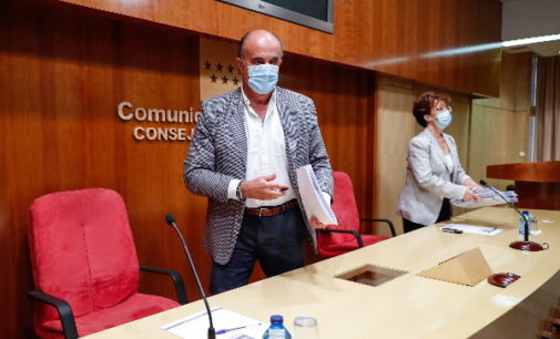 La Comunidad de Madrid amplía al tramo de 55 a 67 años la autocita para recibir la primera dosis de la vacuna contra el COVID-19