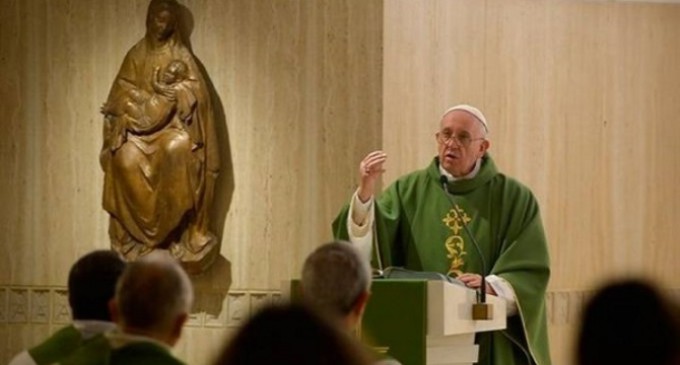 La explotación laboral es pecado mortal. El Papa advierte sobre estas “sanguijuelas” que viven de la sangre de la gente