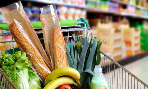 Madrid sigue en contacto permanente con las cadenas de alimentación para garantizar los suministros
