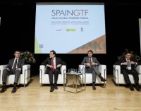 González apuesta por el turismo que ya da empleo a más de 300.000 personas