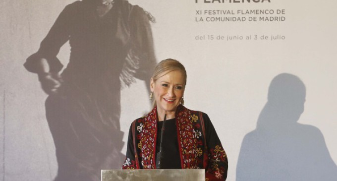 Cifuentes presenta en el Teatro Real el festival Suma Flamenca que reunirá a 47 reconocidos artistas