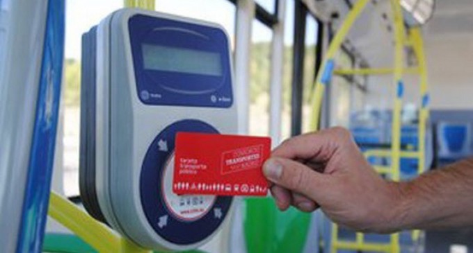 La Tarjeta Transporte Público puede recargarse en El Corte Inglés y varios supermercados Supercor