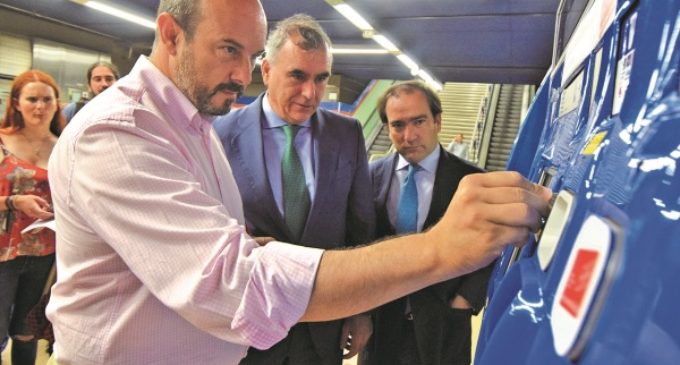 La Comunidad pone en marcha la “Multi”, la nueva tarjeta de transporte público no personal sin contacto