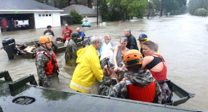 El Papa reza por las víctimas del huracán Harvey (EEUU)