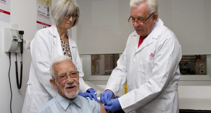 La Comunidad inicia la campaña para vacunar frente a la gripe a un millón de madrileños