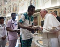 Tráfico de personas: Supervivientes se encuentran con el Papa Francisco