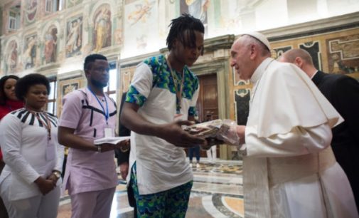 Tráfico de personas: Supervivientes se encuentran con el Papa Francisco