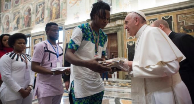 Tráfico de personas: Supervivientes se encuentran con el Papa Francisco