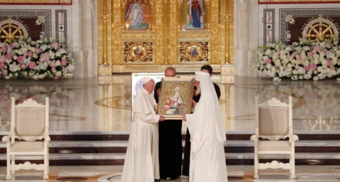 Viaje a Rumanía: “El ecumenismo se hace junto con las obras de caridad y el amor mutuo”
