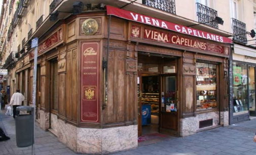 Garantizados los menús de comida a todos los alumnos con beca de comedor incorporando a Viena Capellanes