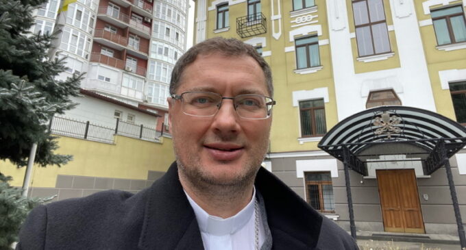El nuncio en Kiev: «Nos preparamos para lo peor»