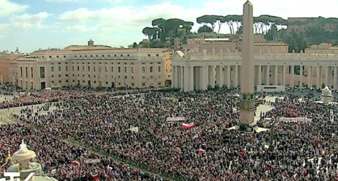 El Papa reitera su condena a los “deplorables actos de terrorismo y de violencia”