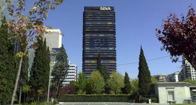 La Comunidad declara la torre del BBVA como Bien de Interés Cultural en la categoría de Monumento