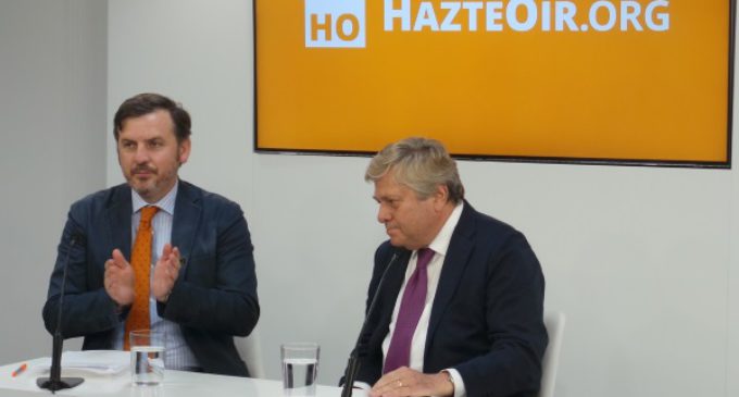 Leopoldo López Gil en HazteOir.org: «El régimen chavista ha convertido Venezuela en un Estado ladrón”