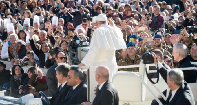 El Papa en la Audiencia General pide que nadie se sienta abandonado ni acusado