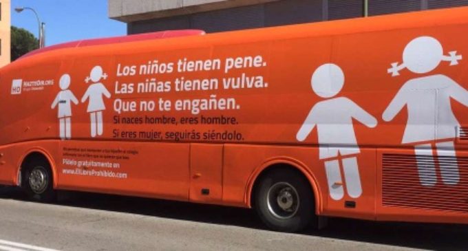 La Justicia da la razón a HazteOir.org por tercera vez y archiva la denuncia de la Fiscalía contra el #HOBus