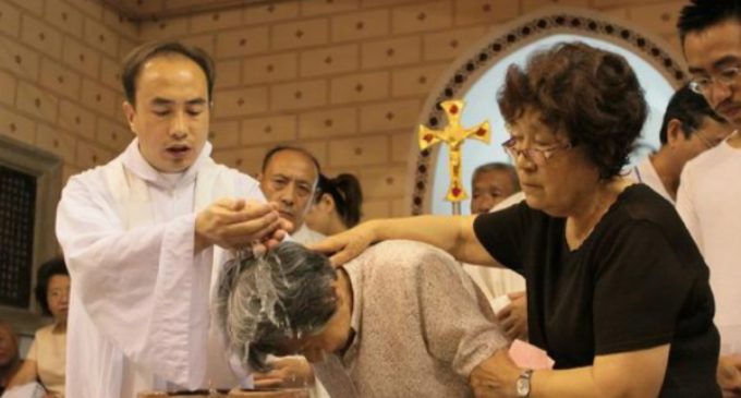 50.000 bautizos en China en 2017