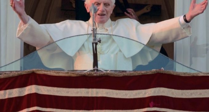 Benedicto XVI cuenta su pontificado en un libro-entrevista que saldrá a la venta en septiembre