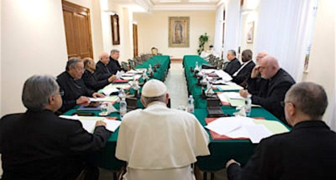 El C-9 reitera su apoyo total a todo lo operado por el papa Francisco