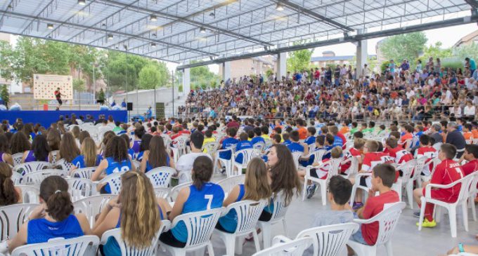 Más de 700 pequeños y jóvenes deportistas reciben los premios de los Campeonatos Municipales