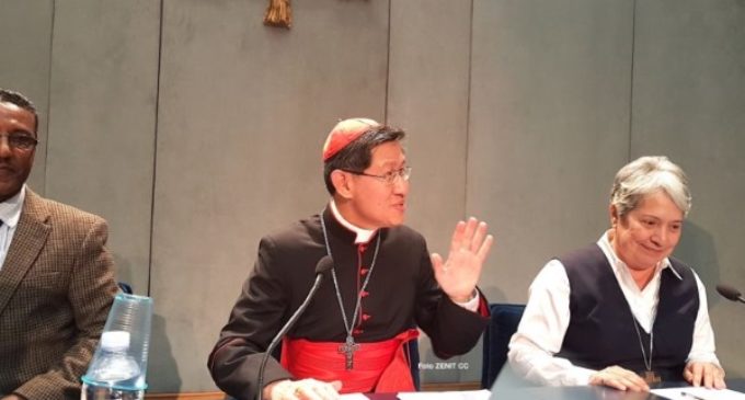 El cardenal Tagle, presidente de Cáritas Internacional, explica la campaña “Compartiendo el viaje”