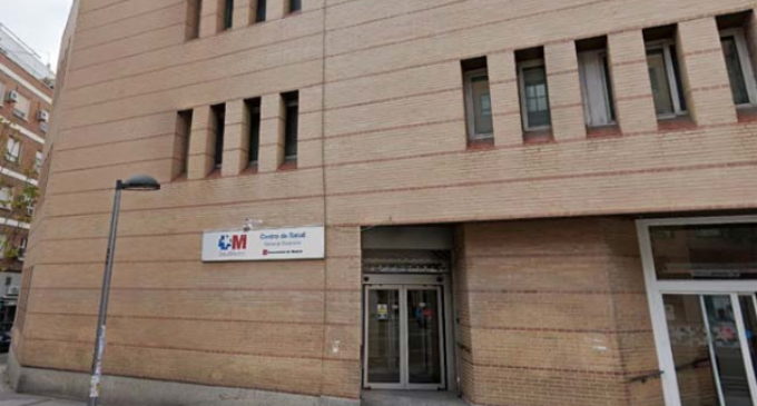 Los médicos de los centros de salud de la Comunidad de Madrid tramitan por teléfono los partes de baja por enfermedad