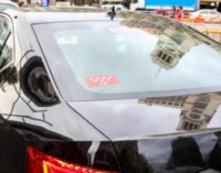 La Comunidad de Madrid extiende la colaboración con taxis y VTC para garantizar las visitas domiciliarias de los sanitarios