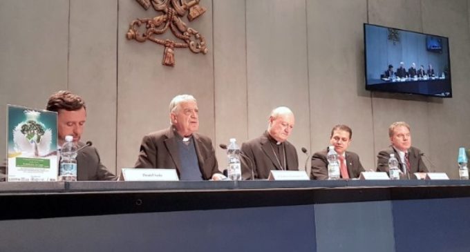 Presentan el premio “Razón Abierta” inspirado en el pensamiento de Benedicto XVI