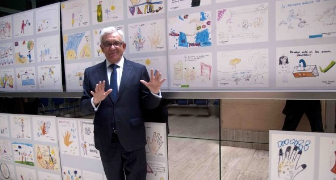 La Comunidad conciencia a los niños sobre la importancia de lavarse las manos