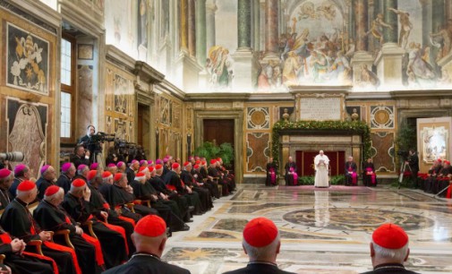 Una Curia que no se actualiza, que se endurece o es indiferente ante los demás es un cuerpo enfermo