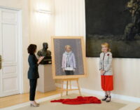 Díaz Ayuso descubre en la Real Casa de Correos el retrato de la expresidenta Esperanza Aguirre