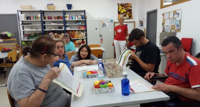 La Comunidad de Madrid potencia las habilidades sociales y laborales de personas con discapacidad intelectual
