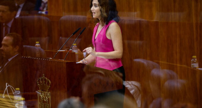 Díaz Ayuso se pregunta qué hacen los socialistas que forman parte de los consejos de administración de las eléctricas para bajar las facturas de los ciudadanos