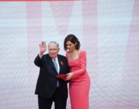 Díaz Ayuso entrega las condecoraciones de la Orden del Dos de Mayo a la “España real”, hombres y mujeres que “nos llenan de orgullo y nos dan inspiración”