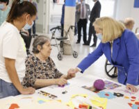 La Comunidad de Madrid favorece la estimulación cognitiva de los mayores con actividades en sus residencias públicas