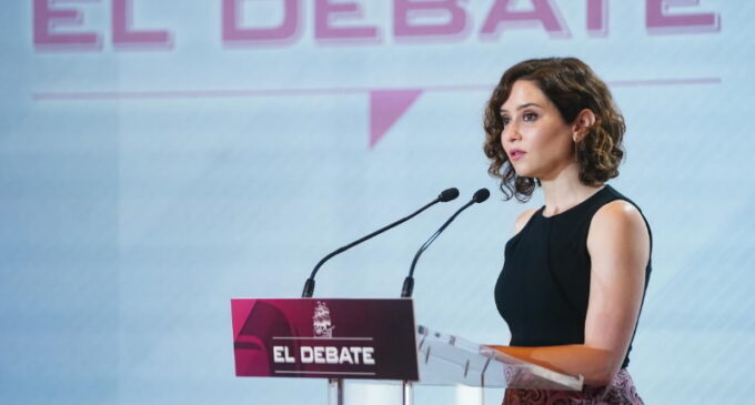 Díaz Ayuso anuncia que la Comunidad deflactará la tarifa autonómica del IRPF para evitar que los madrileños paguen más impuestos