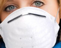 Las residencias de Madrid reciben 202.850 pares de guantes, 42.500 mascarillas y 14.200 gorros donados por la sociedad civil