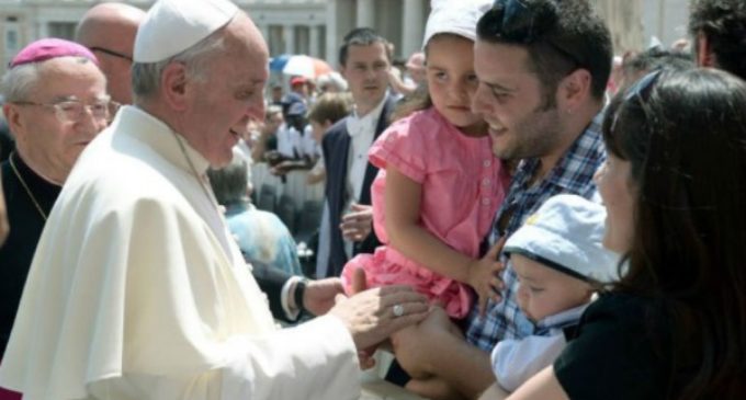 Ningún cardenal u obispo entre los firmantes de la corrección filial al Papa