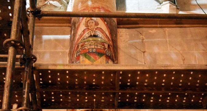 Las obras de la catedral de Palencia dejan al descubierto unas pinturas góticas